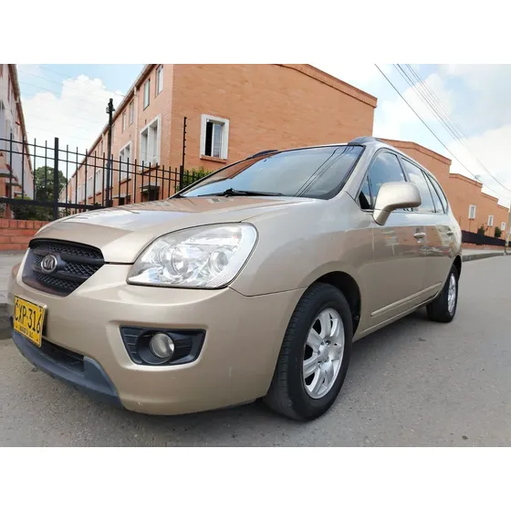 Kia Carens 2.0 Rondo Ex