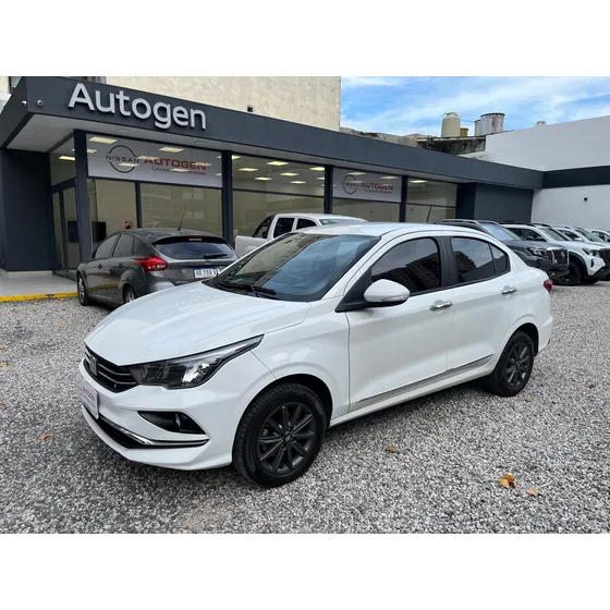 Fiat Cronos 1.3 Stile Mt