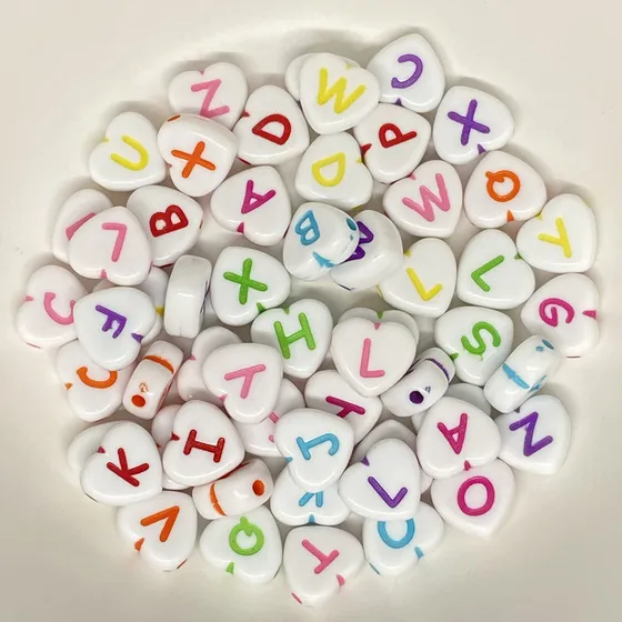 Entremeio Coração Com Letras 10mm Branco Colorido 100 Und