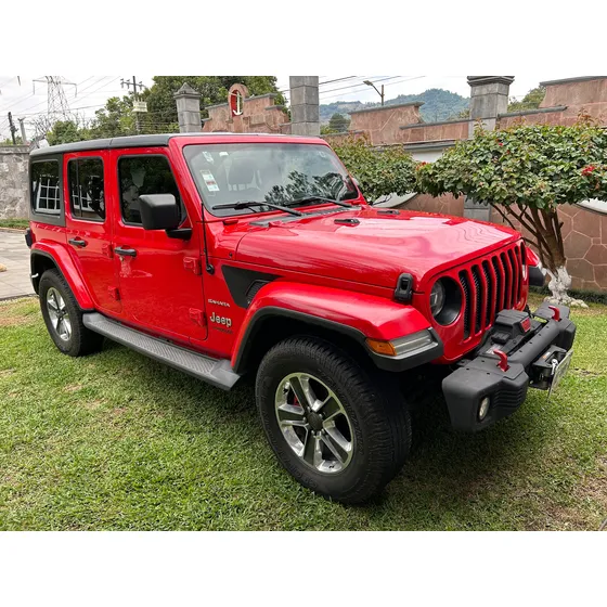Jeep Wrangler 3.7 Unlimited Sahara 3.6 4x4 At