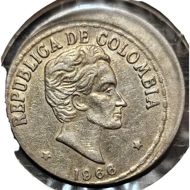 Moneda Error 20 Centavos 1966 Cachucha Unc