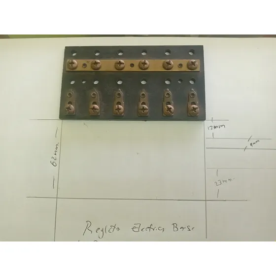 Regleta Electrica 6 Puntos Base De Bakelita 114mm X 62mm 