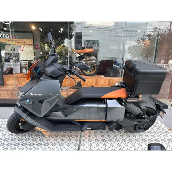 Bmw Ce 04