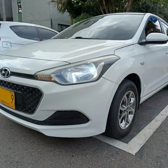 Hyundai I20 2017 1.4 Advance
