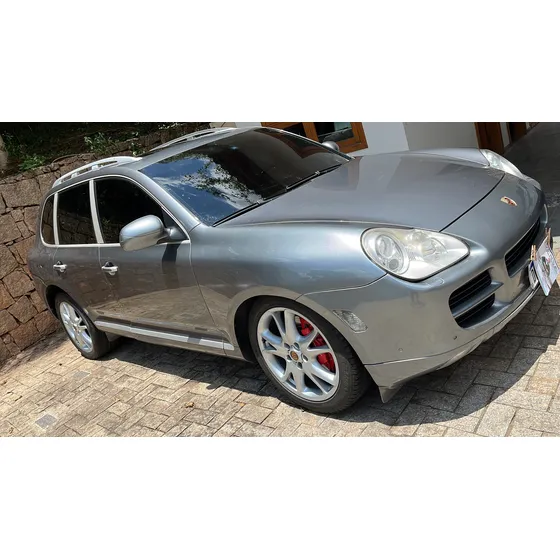 Porsche Cayenne 4.8 V8 S 5p