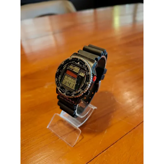 Relógio Citizen Windsurf D120 Série Prata (silver) Preto Prateado Preto