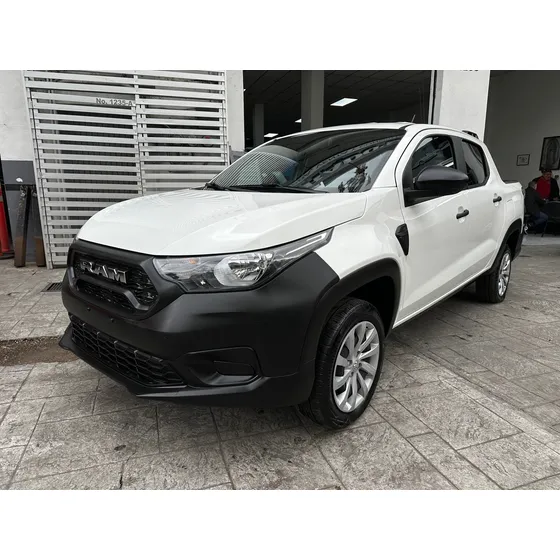 Ram 700 1.3 Slt Crew Cab Fwd