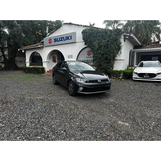 Volkswagen Virtus 4p Comfortline L4/1.6 Aut