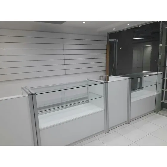 Mostrador En Mdf Y Vidrio, Exhibidor Tiendas