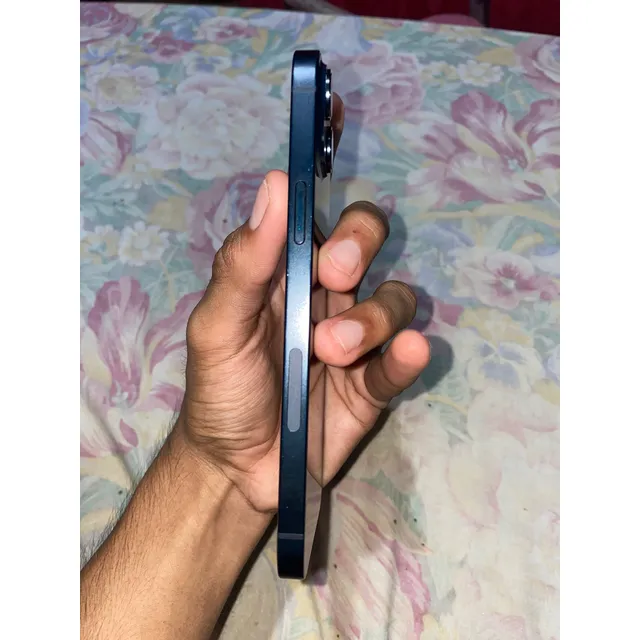iPhone 14 Plus