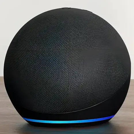 Amazon Echo Dot 5th Gen com assistente virtual Alexa