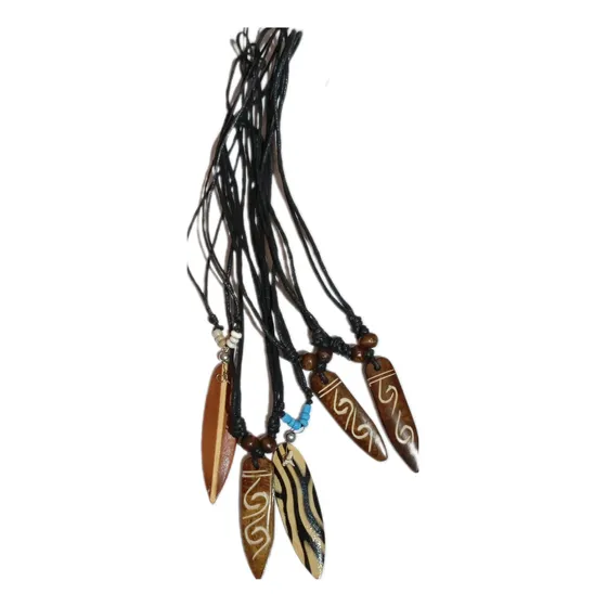 Lote De Collares Dientes De Tiburón Y Tablas Surf X15unid. Negro