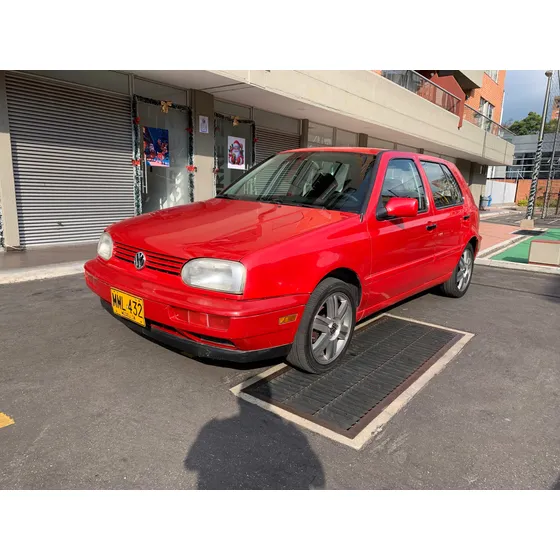 Volkswagen Golf 1.8 Manhattan