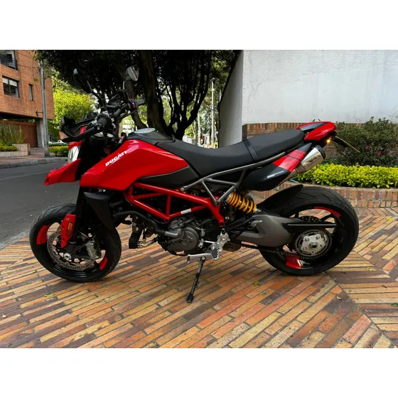 Ducati Hipermotard 950