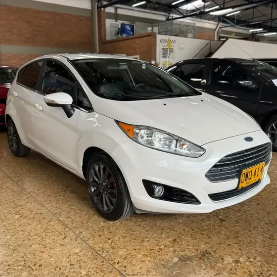 Ford Fiesta 2018 1.6 Hatchback Titanium