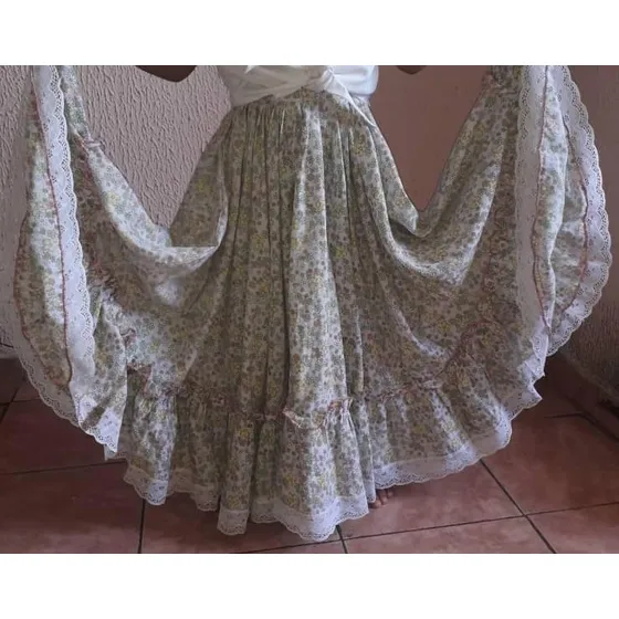 Falda De Danza Llanera Floreada Talla M