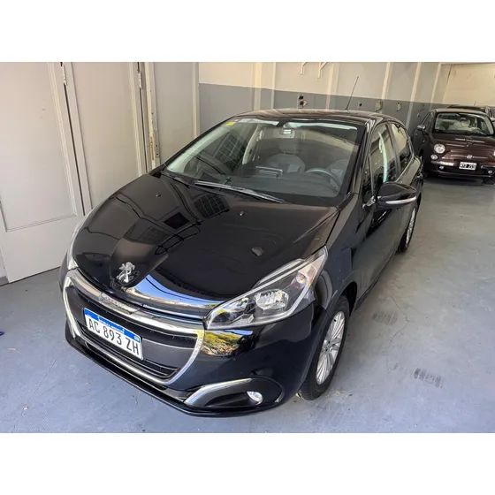 Peugeot 208 1.6 Allure