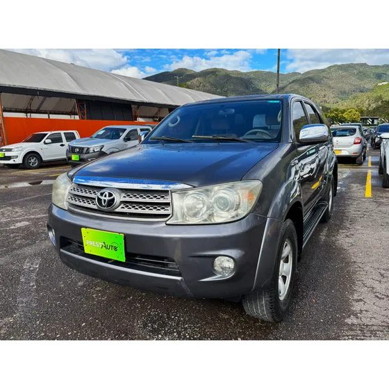 Toyota Fortuner 2.7l