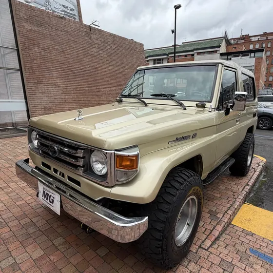 Toyota Land Cruiser 1994 4.5 Fzj75 Macho
