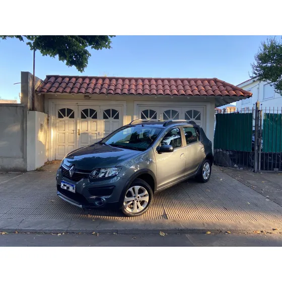 Renault Sandero Stepway 1.6 Privilege 105cv