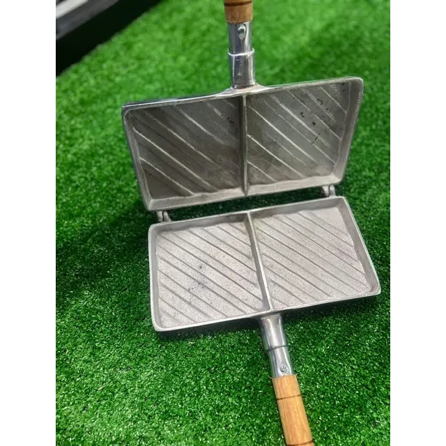 Sandwichera Manual De Hierro Colado Nueva De Calidad 