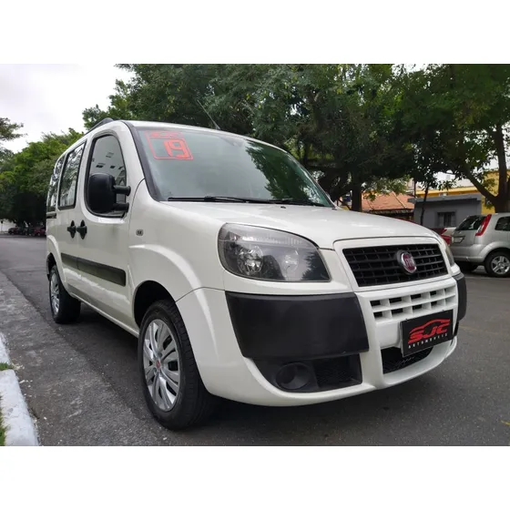 Fiat Doblo 1.8 Mpi Essence 7l 16v Flex 4p Manual