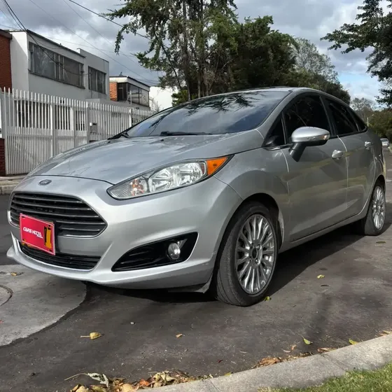 Ford Fiesta 2015 1.6 Titanium At