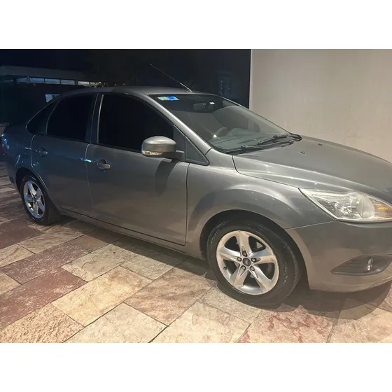 Ford Focus 2 1.6 Exe Sedan Trend Sigma
