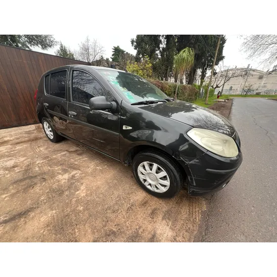 Renault Sandero 1.6 Pack