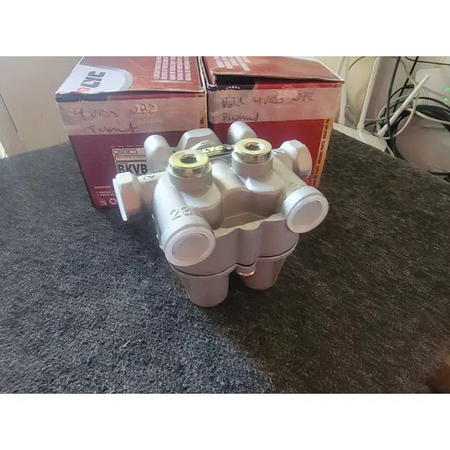 Valvula 4 Vías Npr Rosca Original Marca Lyc Nueva Disponible