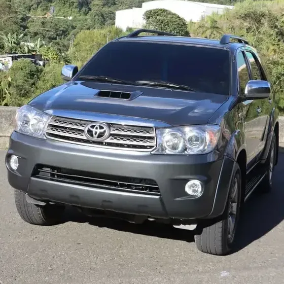 Toyota Fortuner 2008 3.0 Sr5