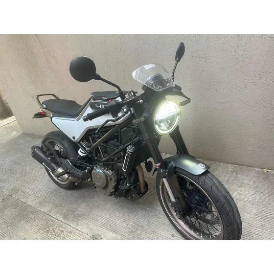 Husqvarna 401 - Vitpilen