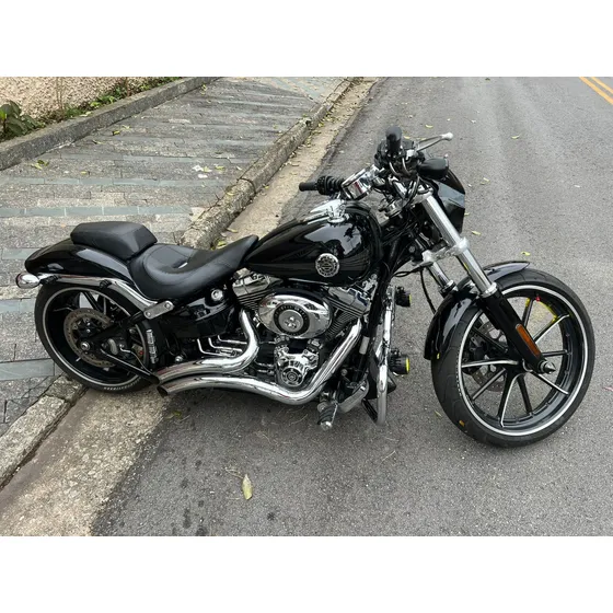 Harley-davidson Softail Breakout 2015 Com 13k Acess+pç Orig.