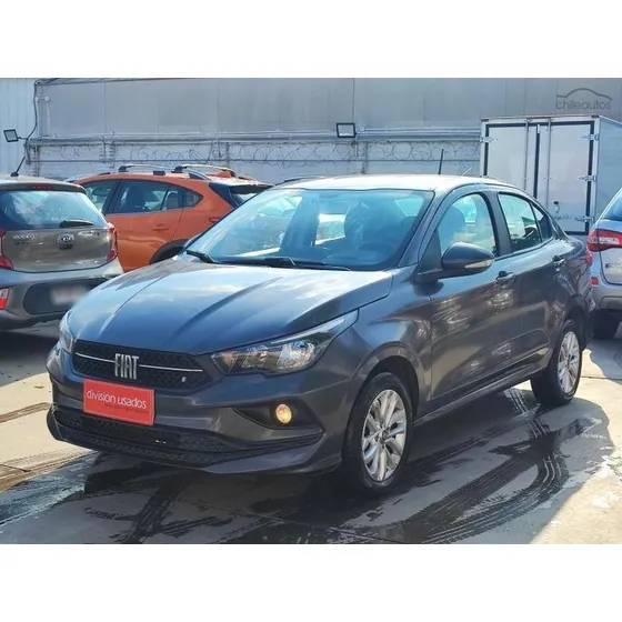 Fiat Cronos Drive 1.8 At
