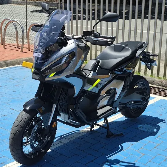 Honda X-adv 750 R 2024