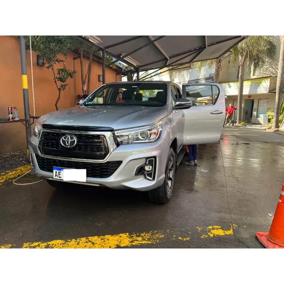 Toyota Hilux Pick-up 2.8 Cd Srx 177cv 4x2 At