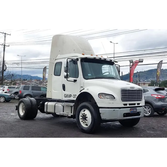 Camion 4x2 Caja Fuller Freightliner Año 2015 Frenos Aire