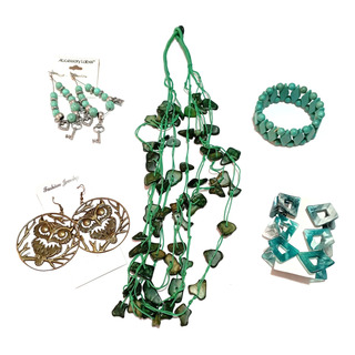 Sets De Bisutería Accesorios Collares Pulseras Anillos Y Más Sets De Bisutería Accesorios Collares Pulseras Anillos Y Más