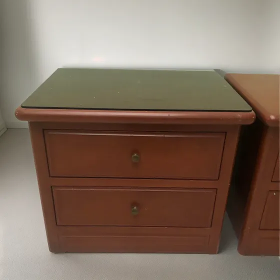 Mesa De Noche De Madera 2 Gavetas