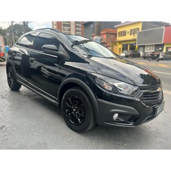 Chevrolet Onix 1.4 Activ Aut. 5p