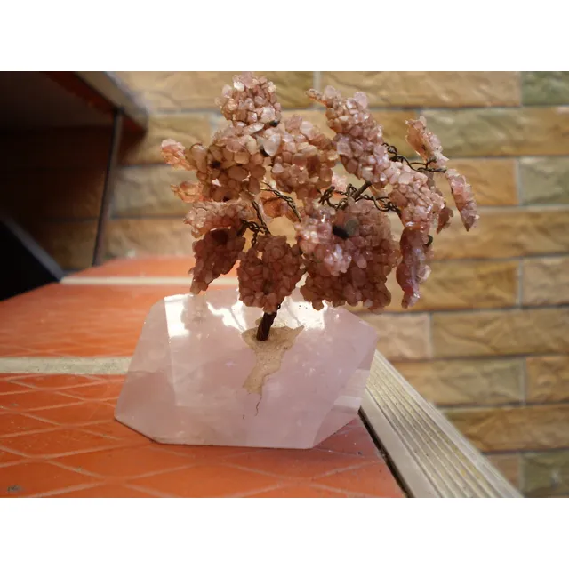 Piedra De Cuarzo Rosado Con Arbolito. Usado. (brasileñas)