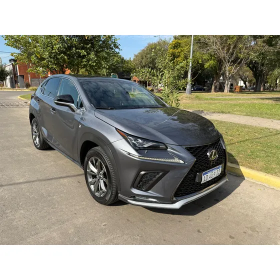 Lexus Nx 2.0 300 F-sport