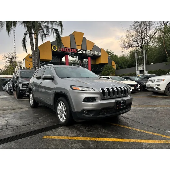 Jeep Cherokee Latitude