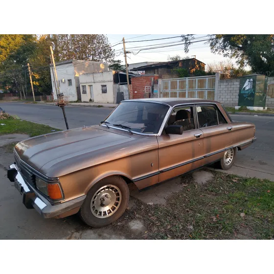 Ford Falcon 3.6 Ghia Full 4ct