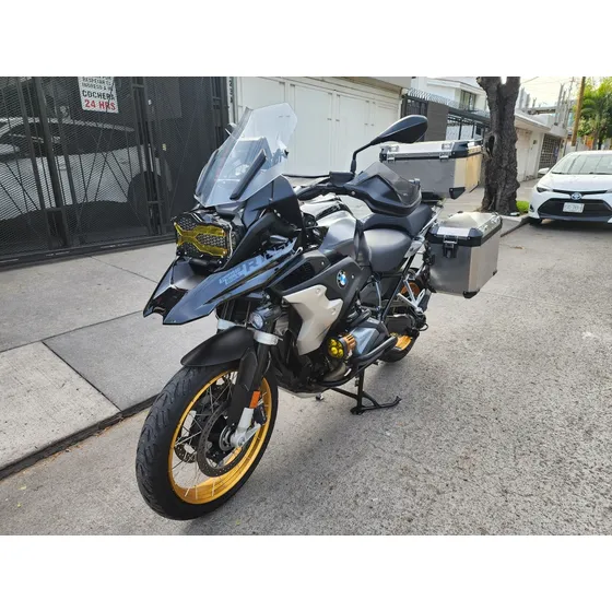 Bmw Gs 1250 Tripleblack