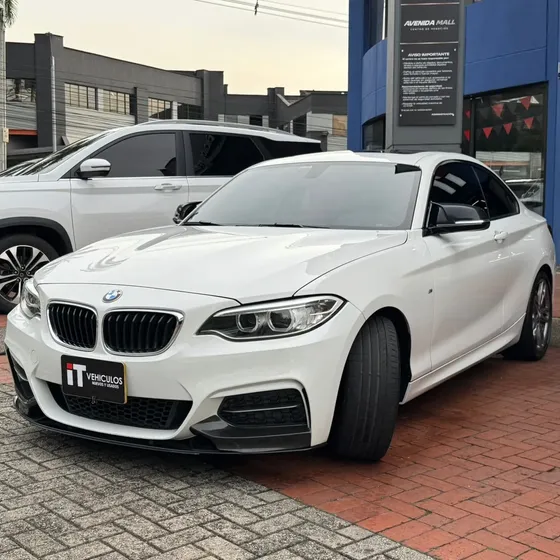 BMW M2 2017 M240i Coupe 3.0 At
