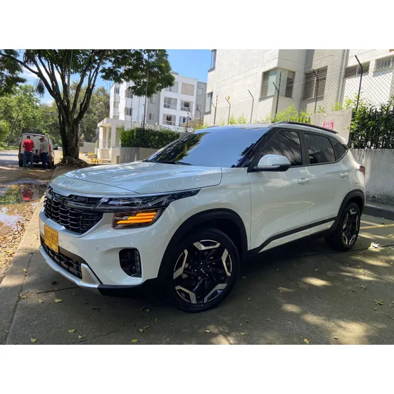 Kia Seltos 2.0 Zenith 4x2
