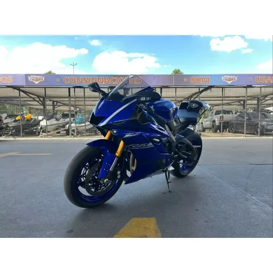 Yamaha R6