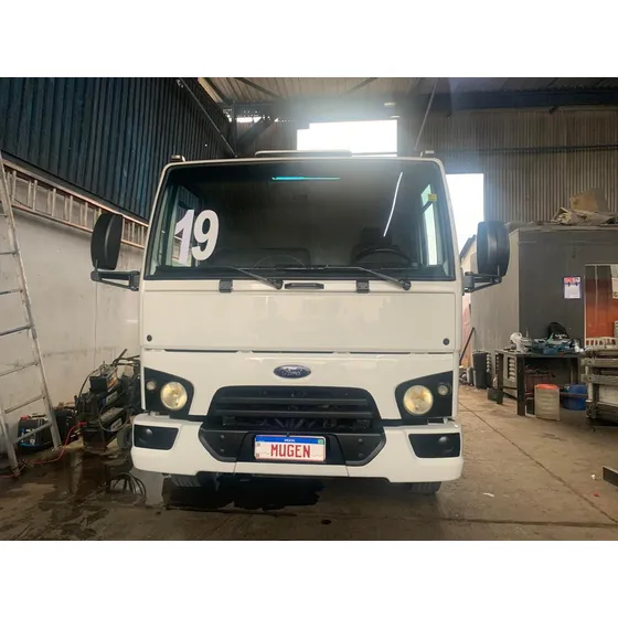 Ford Cargo 1119 Com Carroceria