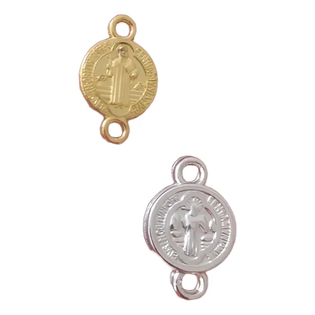 Medalla San Benito 1cm 50und, 2 Agujeros, Plateada